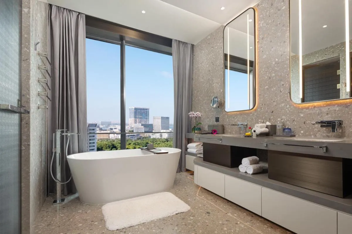 Image 2 of Radisson Collection Lingang Shanghai