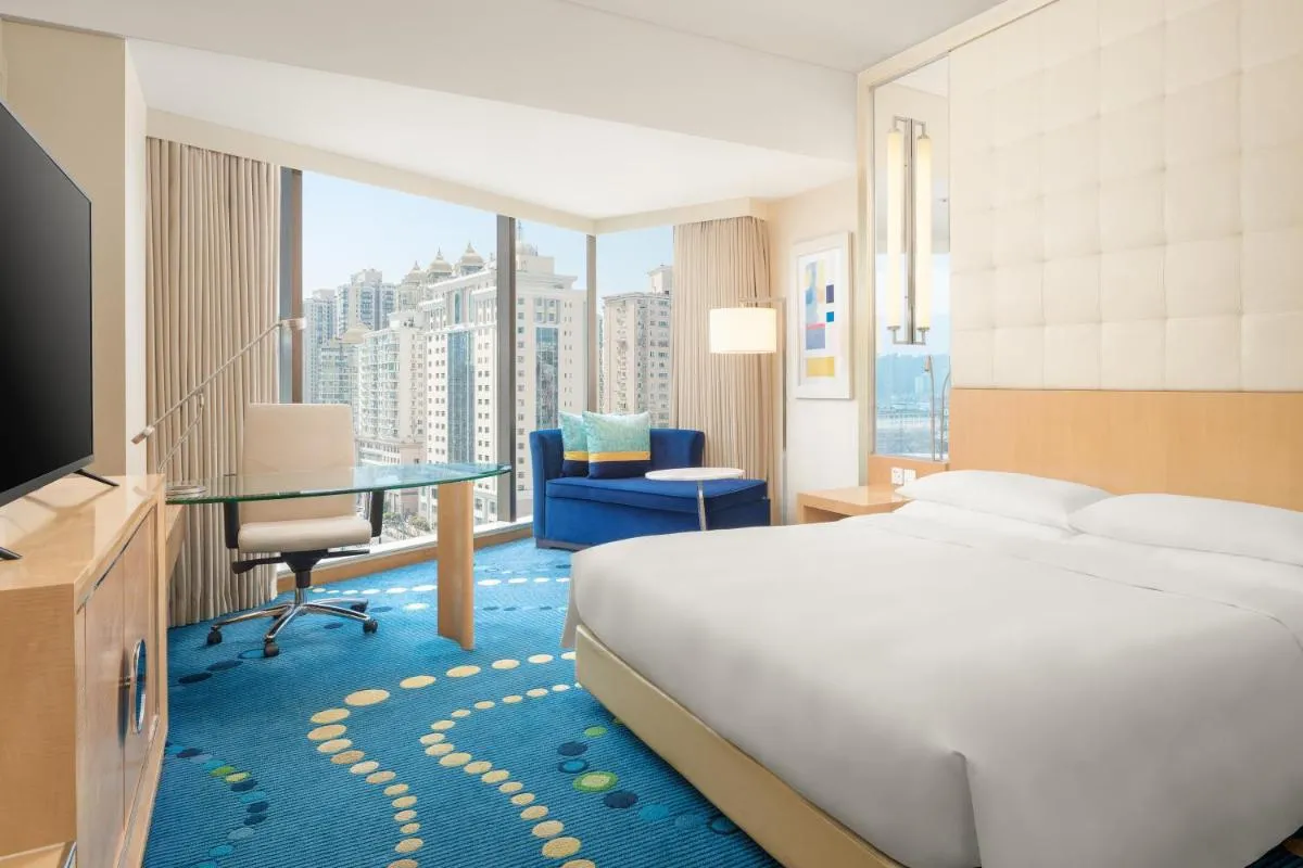 Image 1 of Renaissance Shanghai Yu Garden Hotel on the Bund
