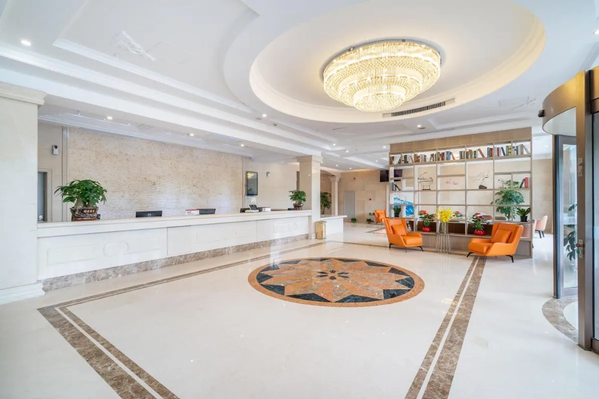 Image 6 of Rezen Select Shanghai International Resort