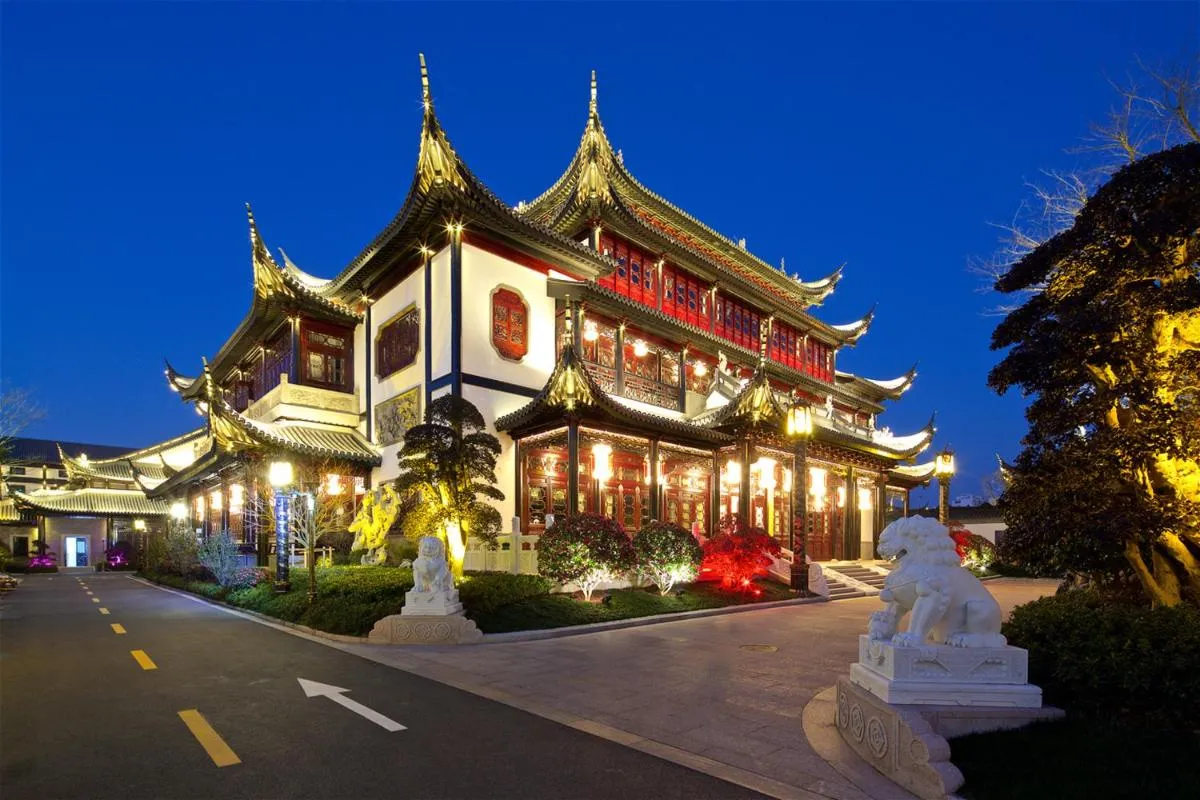 Image 6 of Royal Garden Hotel Shanghai-Free Shuttle to and From Disney & PVG & close Metro Line2 easy to SHA New Expo