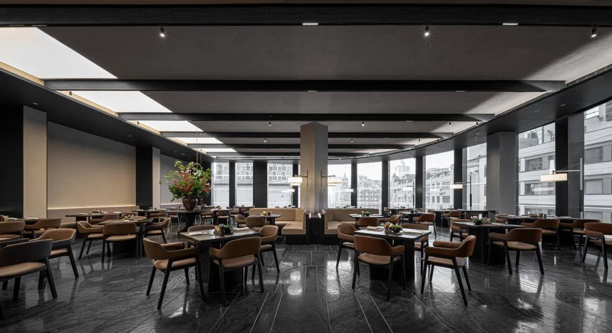 Image 3 of SAVHE Atour Hotel on the Bund Nanjing Road Pedestrian Street -Free night snacks and afternoon tea