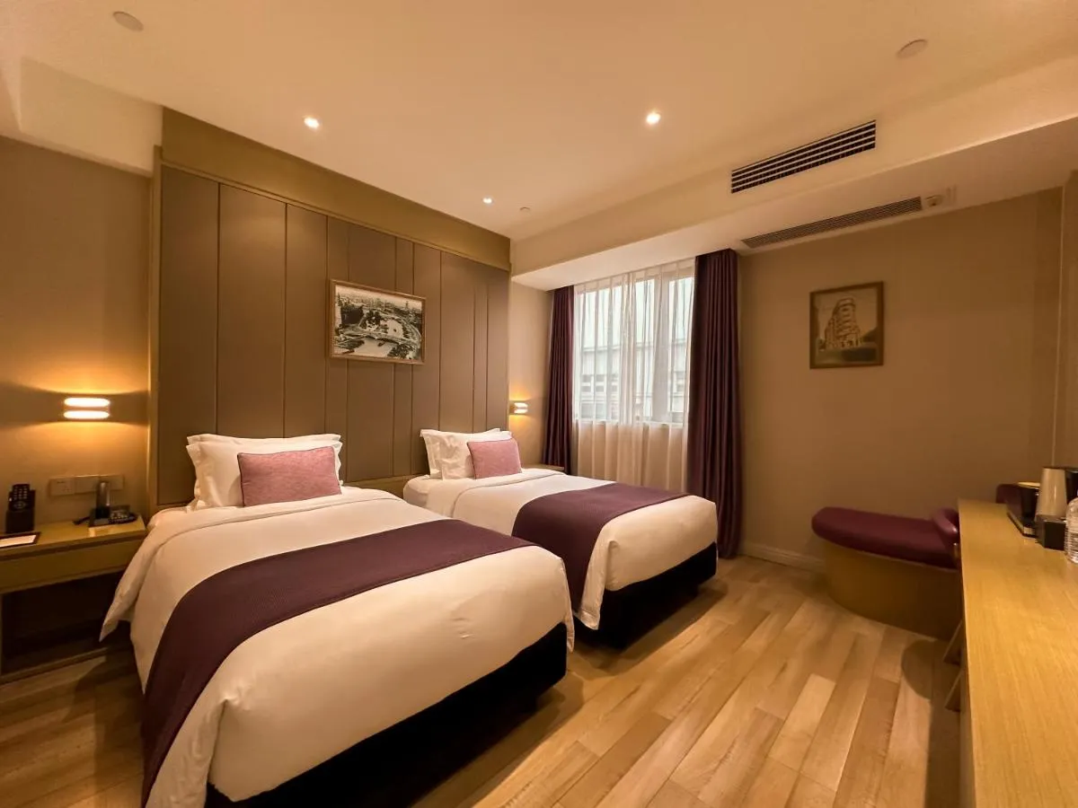 Image 6 of SHANGHAI-DECO Hotel-Free shuttle bus to Pudong Airport and Disneyland