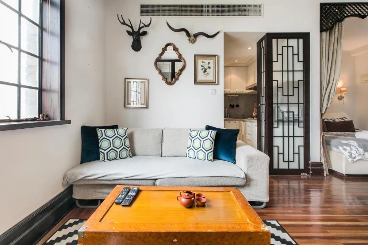 Image 1 of Shanghai Art Decor Suite W Nanjing Rd FFC