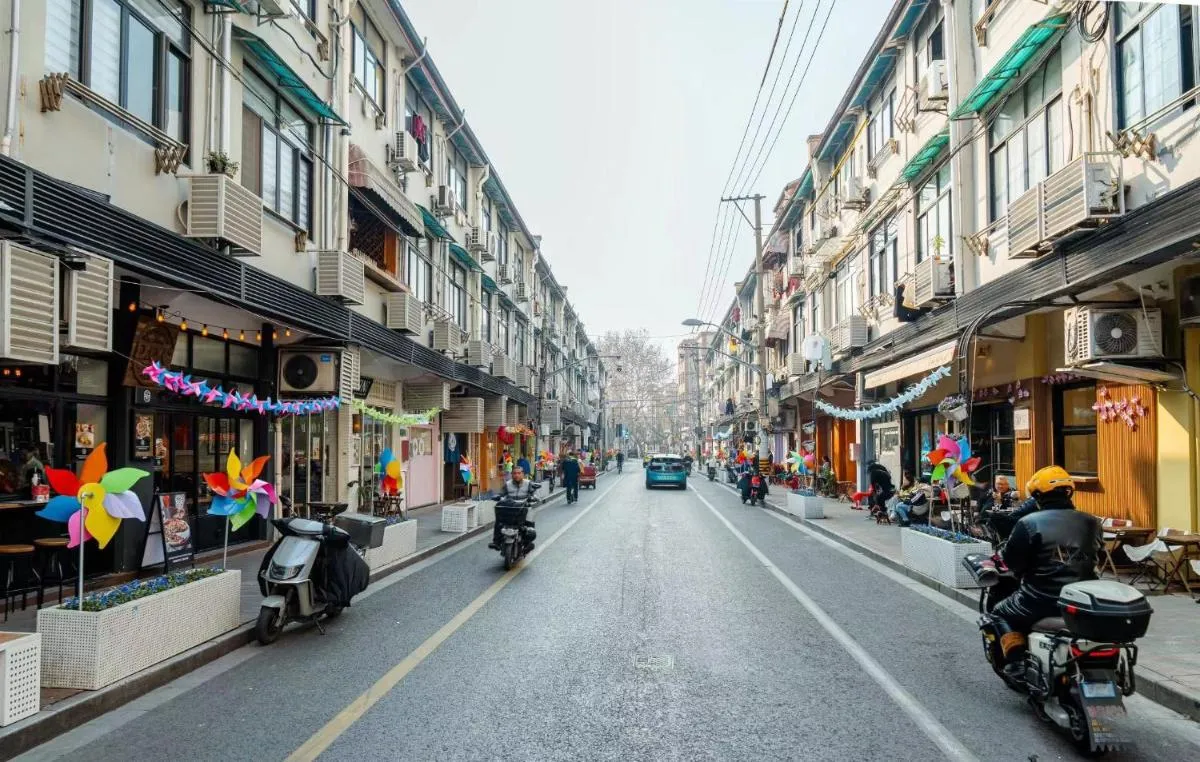 Image 5 of Shanghai Downtown Blossom B&B- Yongkang Road