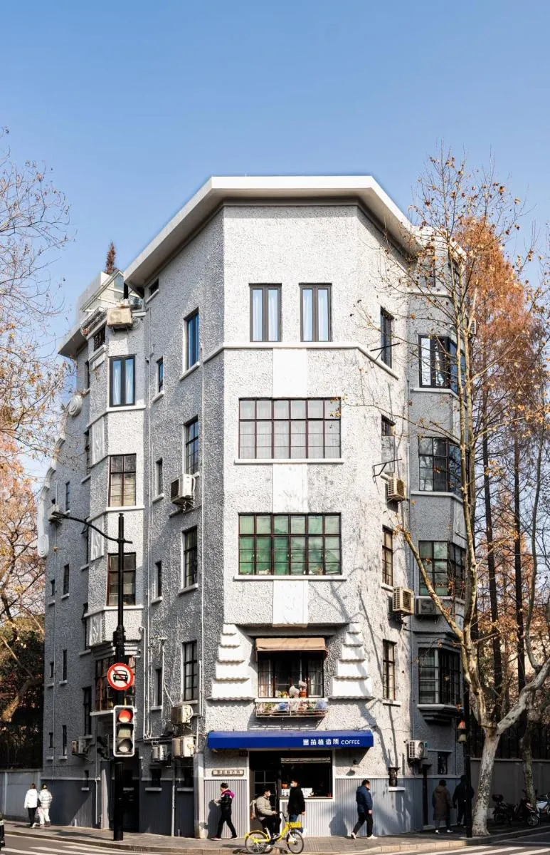 Image 5 of Shanghai Downtown Flower B&B – West Fuxing Road Branch