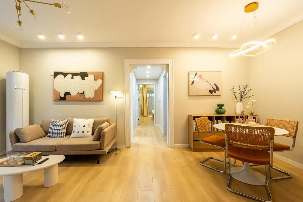 Image of Shanghai Hills&Linghu’s Transit-Prime Suite-Line 2, Huamu Rd 788, Direct to Key Spots & SNIEC