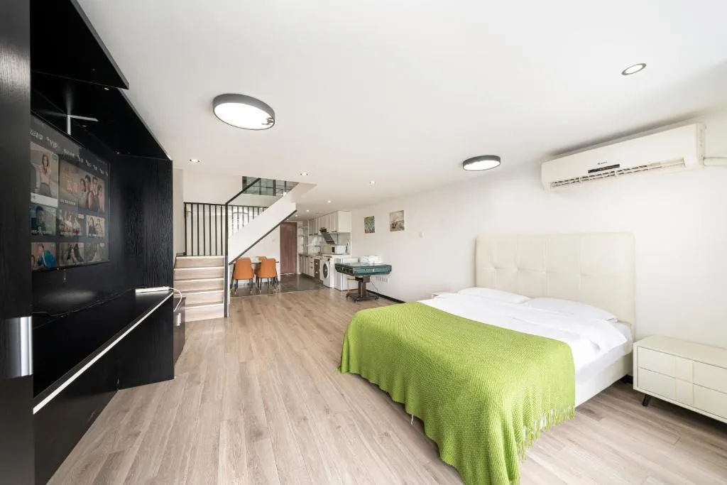 Image of Shanghai Hills & Lotus Home Base near NECC & Hongqiao railway station suitable for Family&Business