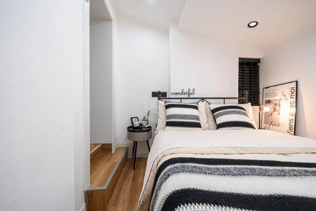 Image 5 of Shanghai Hills&Well-time Family Homestay Fuxing 3 Bedrooms Near Line 1 Changshu rd and Near Jing’an Temple