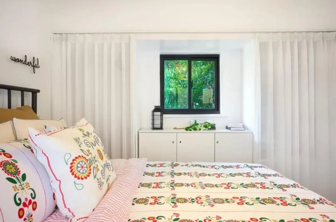 Image 6 of Shanghai Hills&Well-time Scandi Loft with Terrace Near Line2 Jing’an Temple