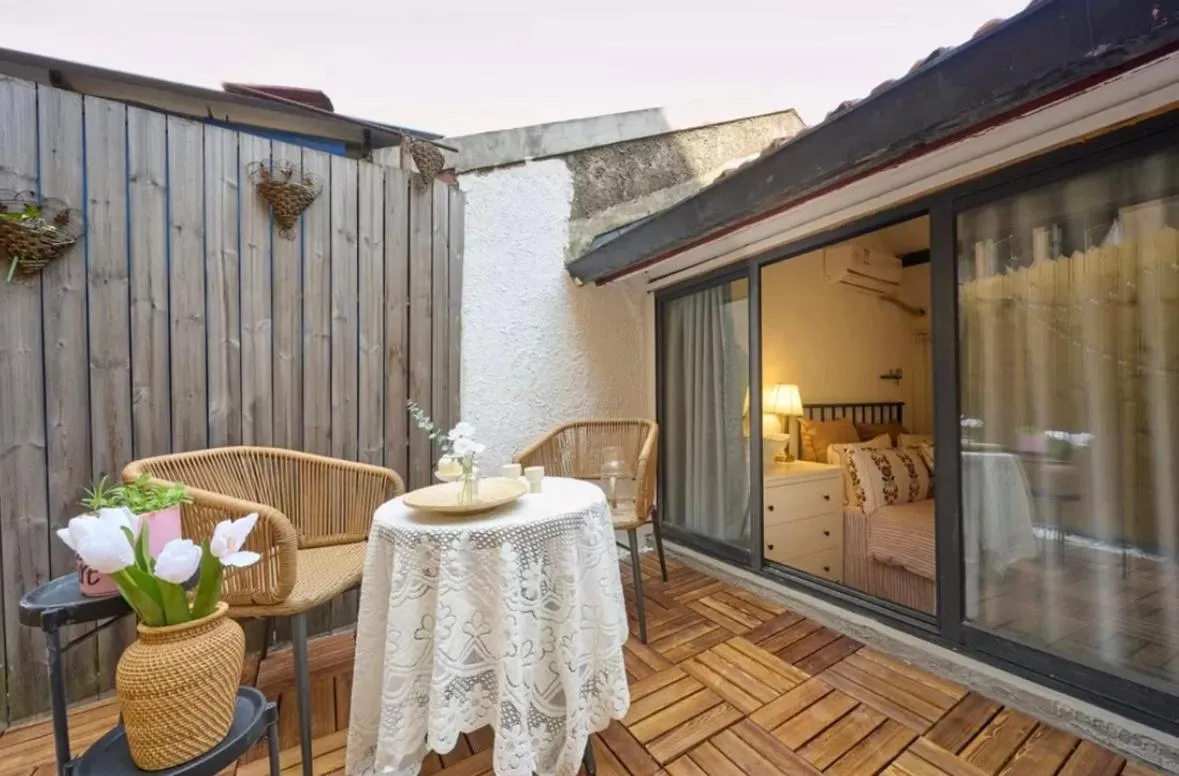 Image 5 of Shanghai Hills&Well-time Scandi Loft with Terrace Near Line2 Jing’an Temple