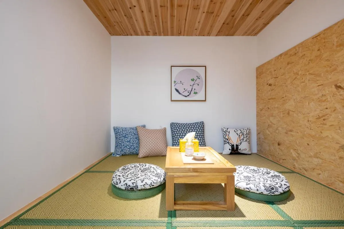 Image 1 of Shanghai Hills&XING 132 Family Homestay with 2 Bedrooms Near Mid Huaihai Rd and Metro Line 1&14