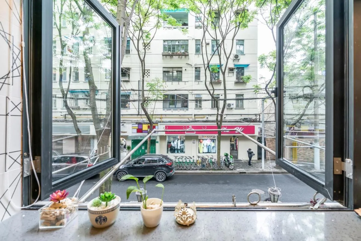 Image 5 of Shanghai Hills&XING 1881 Homestay Near Line2 West Nanjing Rd