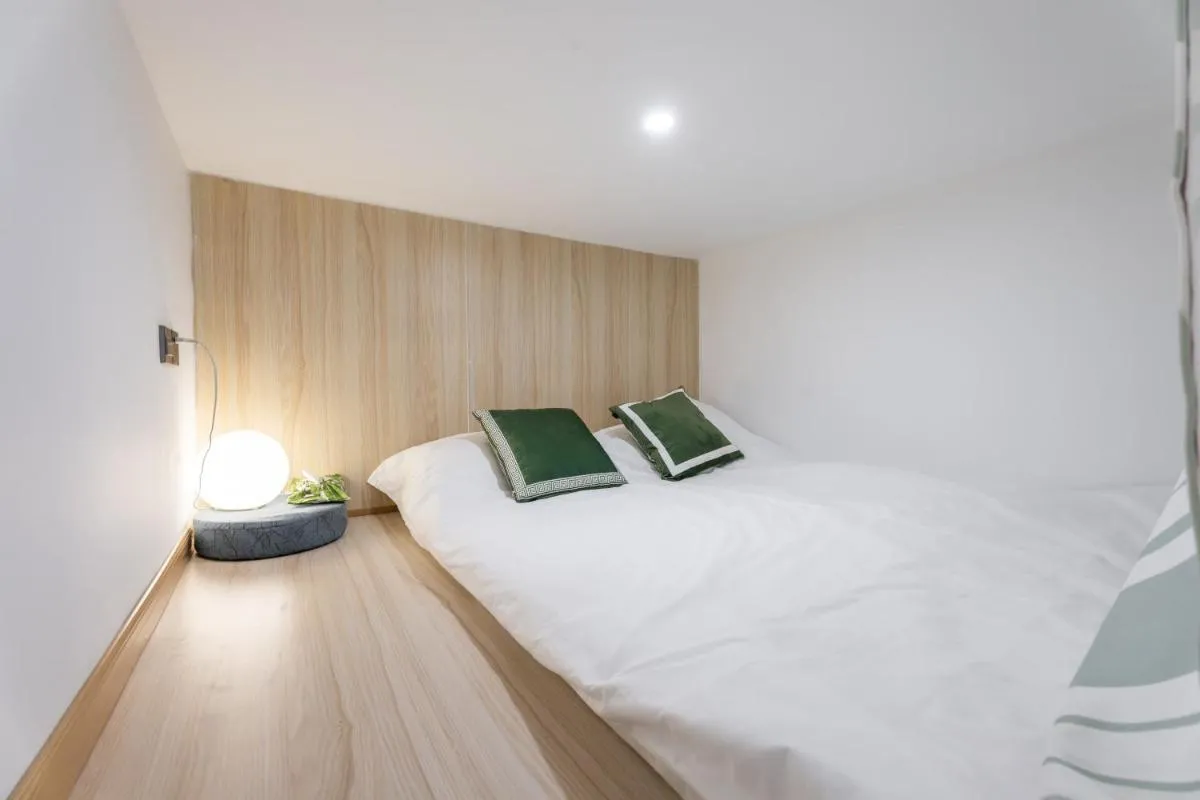 Image 5 of Shanghai Hills&XING 1885 Family Homestay Near Line2 & Line12 West Nanjing Road