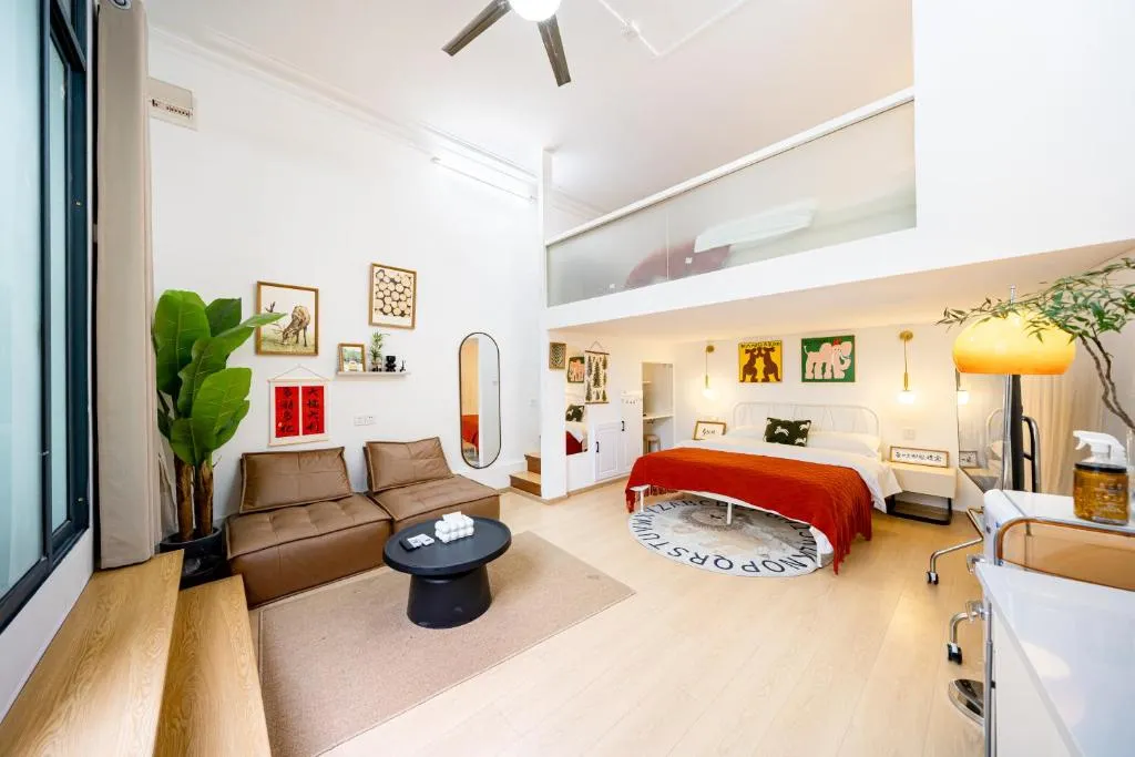 Image of Shanghai Hills & Zinn Courtyard Guesthouse with 2Bedrooms close to Line 9