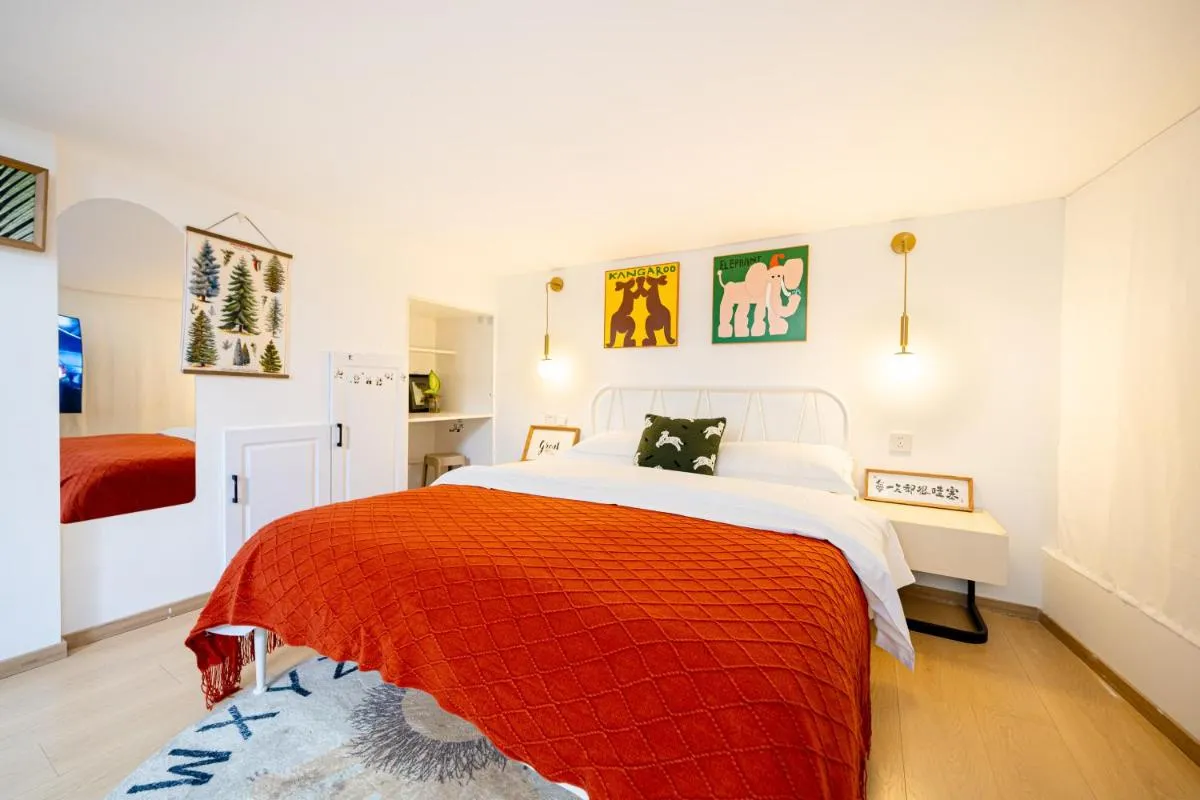 Image 1 of Shanghai Hills & Zinn Courtyard Guesthouse with 2Bedrooms close to Line 9