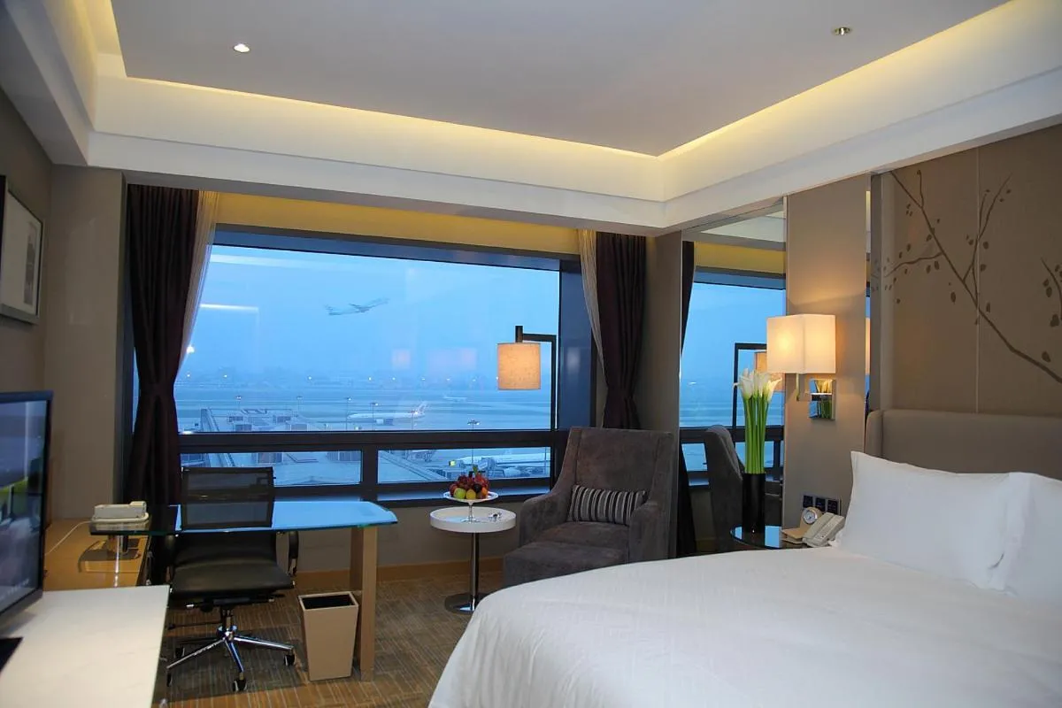 Image 1 of Shanghai Hongqiao Airport Hotel – Air China