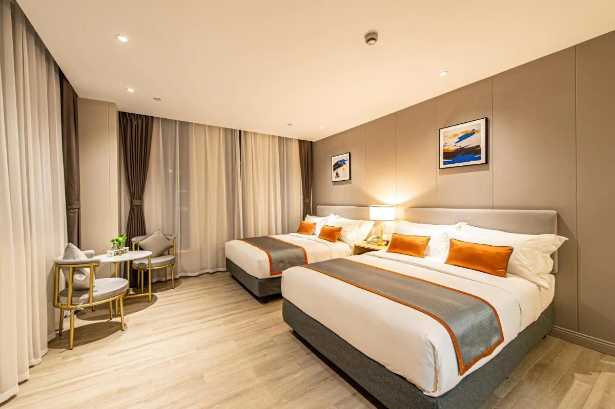 Image 1 of Shanghai JOYFUL YARD Hotel-Free shuttle bus to Pudong Airport and Disneyland