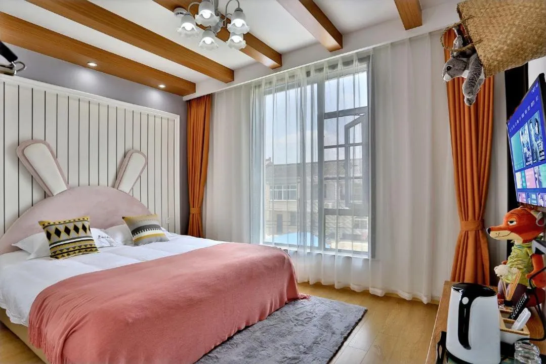 Image 1 of Shanghai Monegative Time Garden Hotel Disney Store