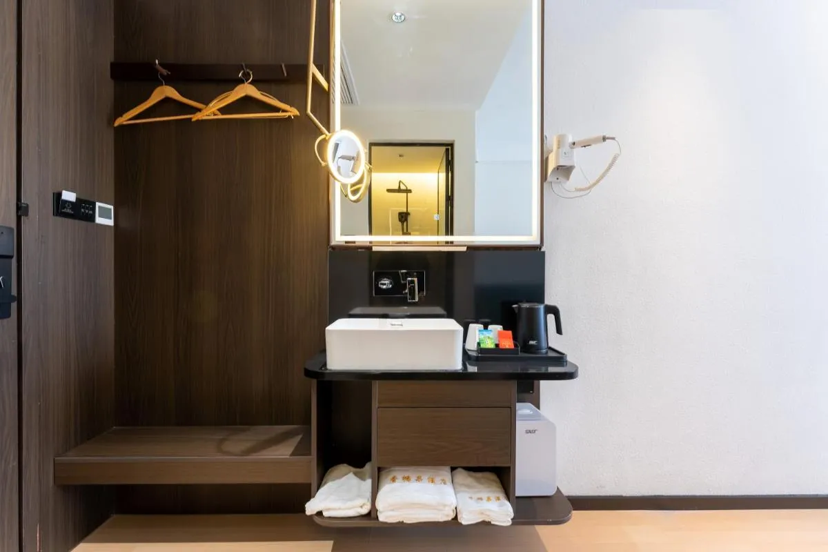 Image 2 of Shanghai Pudong Xiangguo Hotel