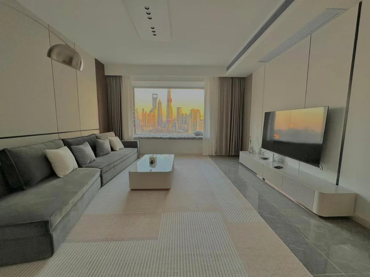 Image 4 of Shanghai Shining River Apartment -Near the Bund