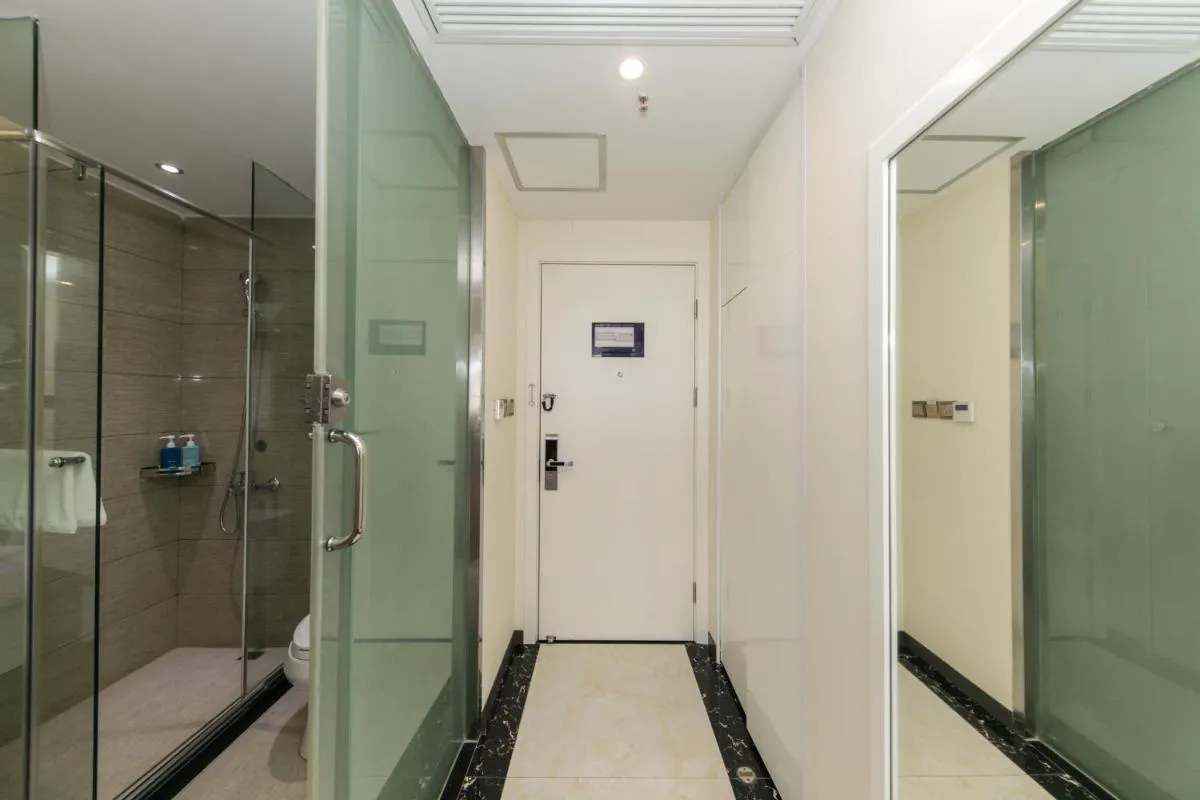 Image 2 of Starway Hotel at Pudong