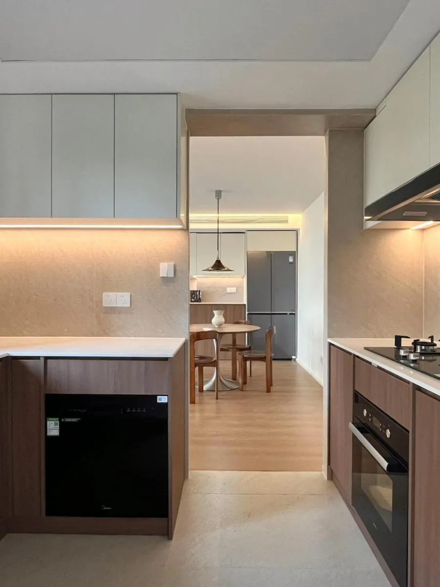 Image 4 of Sunny Abode 中远A 2Bedroom river view near Suzhou River