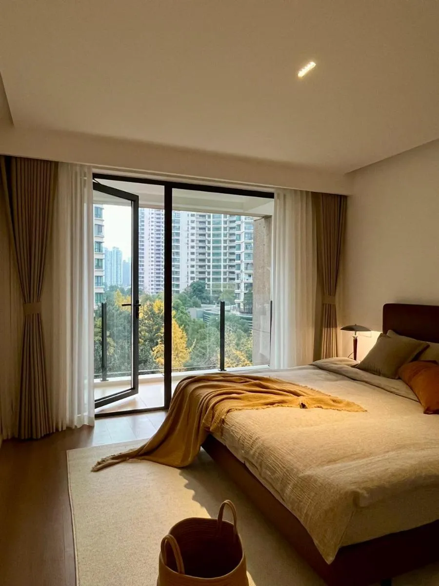 Image 3 of Sunny Abode 中远A 2Bedroom river view near Suzhou River
