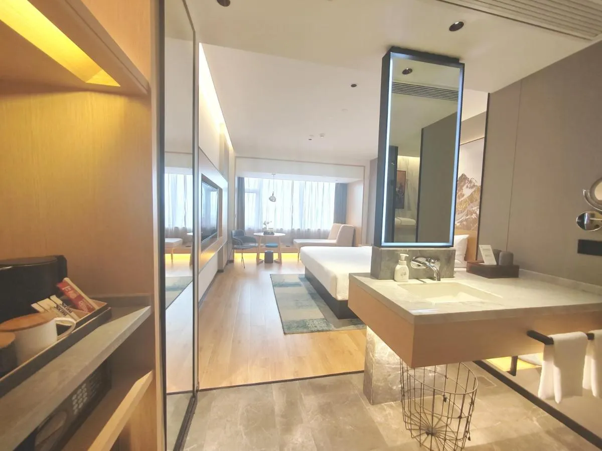 Image 2 of Tuke China Hotel Shanghai Hongqiao Airport
