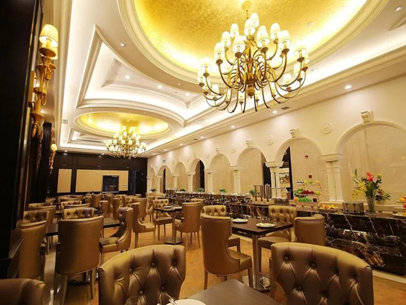 Image 2 of Vienna Hotel Waigaoqiao