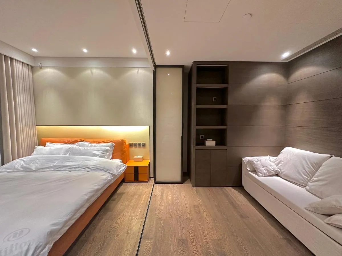 Image 6 of ZHome-Deplex luxury apartment-Near The Bund