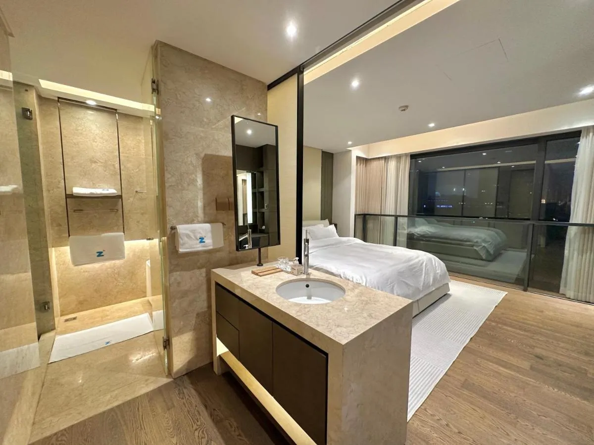 Image 2 of ZHome-Deplex luxury apartment-Near The Bund