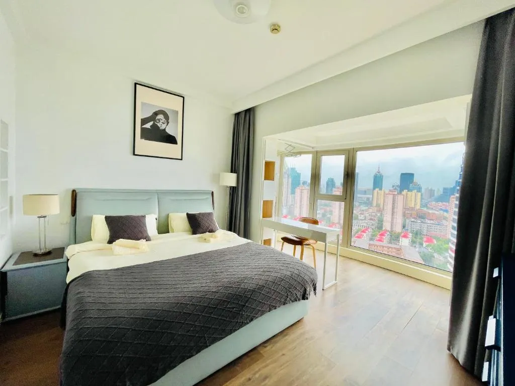 Image of iHome-Lujiazui Riverside, Shanghai’s Leading Advocate for Genuine Apart ment – Committed to Quality, Bund RiverView&CityWalk, Deluxe Neighborhood, Beach&Pool