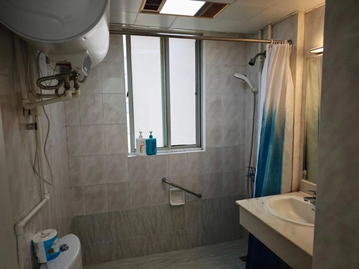 Image 2 of iNestin Shanghai Apt Hongfeng Road